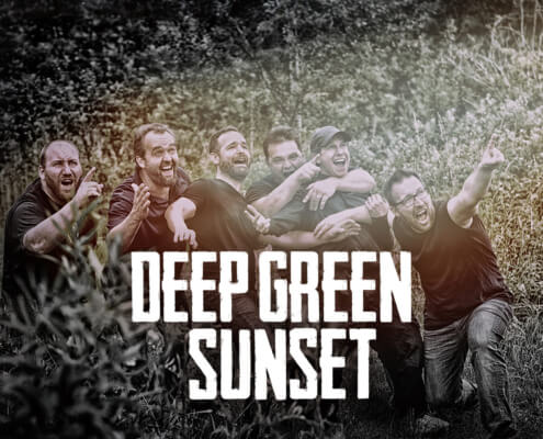 Deep Green Sunset Bandfoto